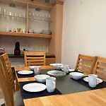 Superb Double Near Airport - 3 게스트하우스 *