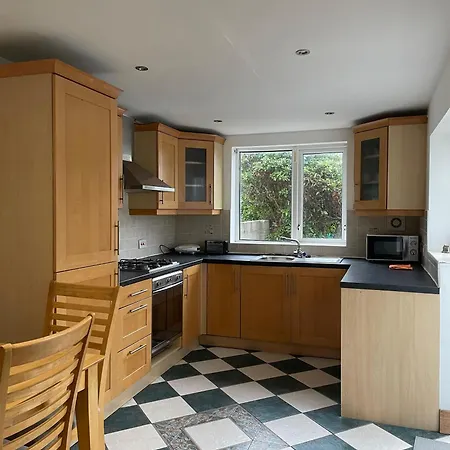 Guest house Superb Double Near Airport - 3 Dublin