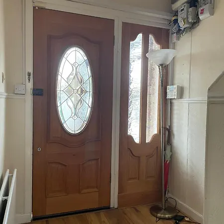 Superb Double Near Airport - 3 * Dublin