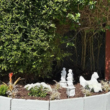 Superb Double Near Airport - 3 *