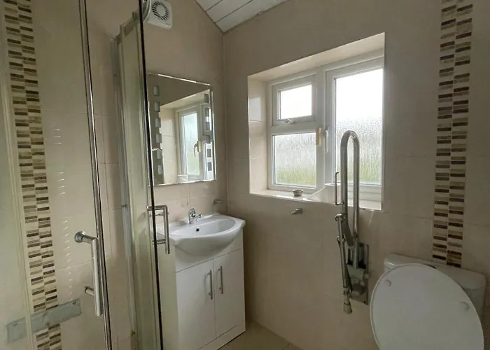 Superb Double Near Airport - 3 Affittacamere *