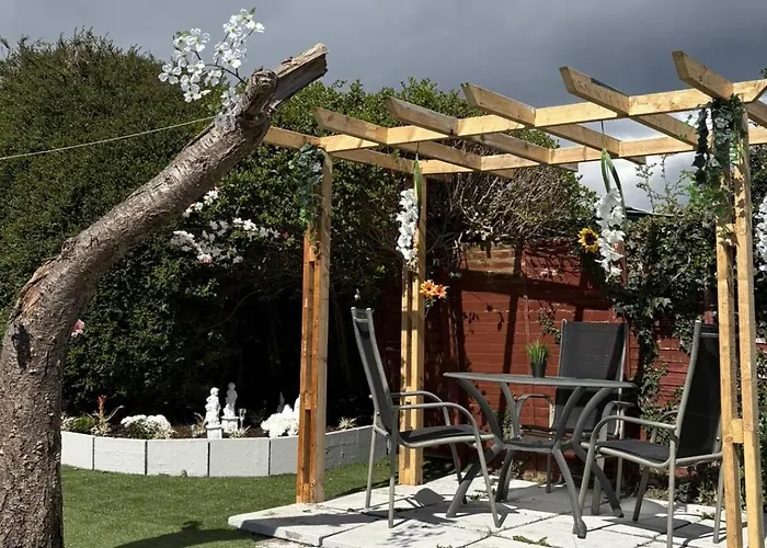 Superb Double Near Airport - 3 Affittacamere Dublino