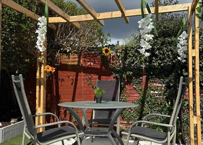 Superb Double Near Airport - 3 Affittacamere *