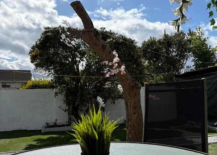 Superb Double Near Airport - 3 * Dublino