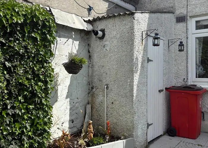 Superb Double Near Airport - 3 * Dublino