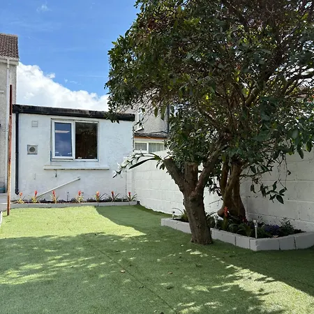 Superb Double Near Airport - 3 * Dublin