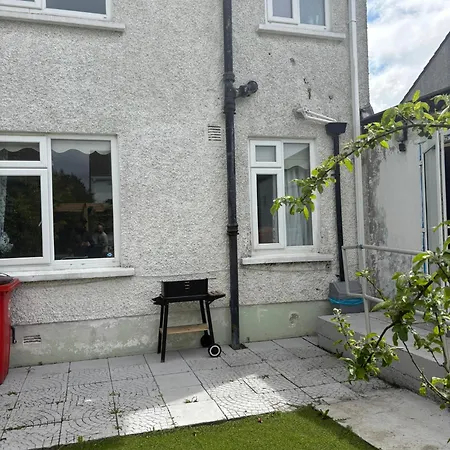 Superb Double Near Airport - 3