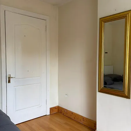 Superb Double Near Airport - 3 *