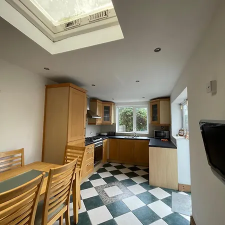 Casa de hóspedes Superb Double Near Airport - 3 Dublin